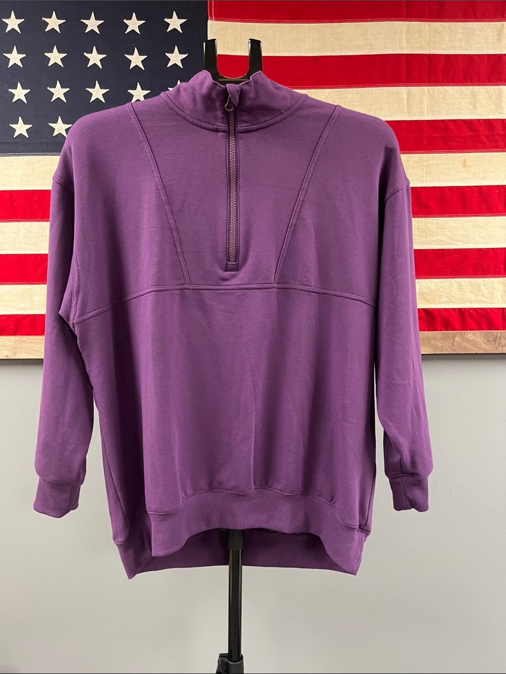 Relaxed Half-Zip Pullover Sweatshirt in Purple